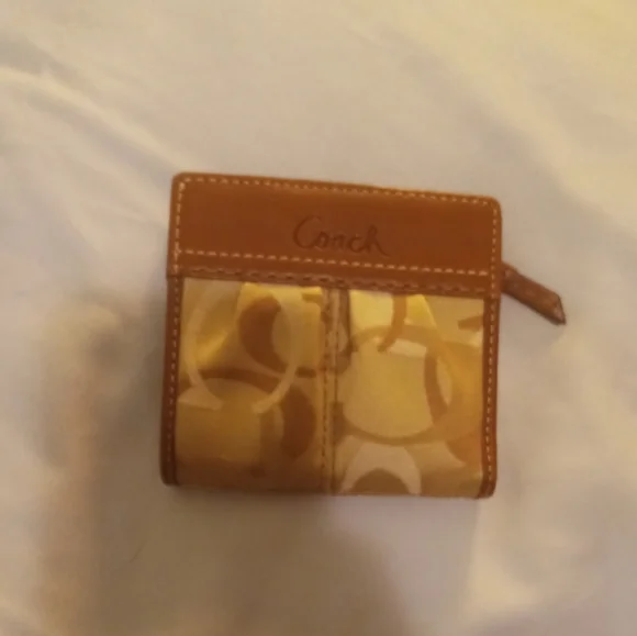 Wallet - Picture 2 of 4